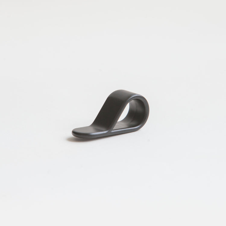 Belt knob black