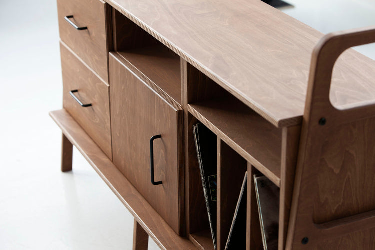 closeup-at-mid-century-modern-sideboard