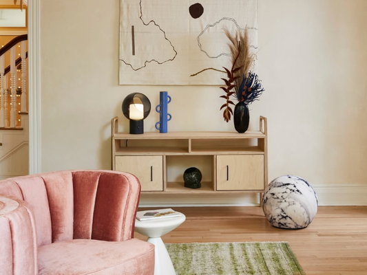 Komoda Transparent dla hotelu Dreamers Welcome w Wilmington (Karolina Północna)