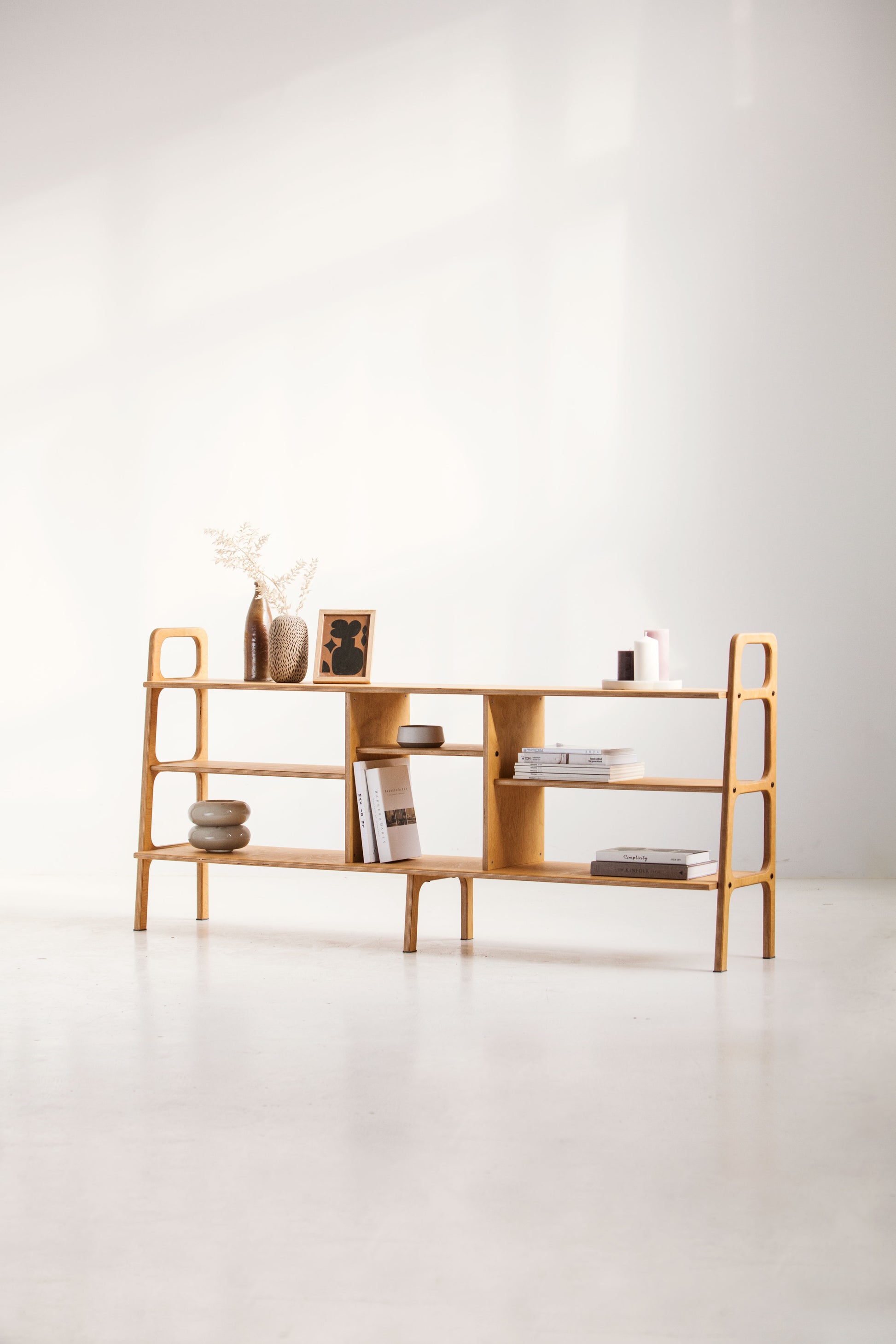 Double Mini Plus – detal nóg bocznych i drabinki, drewno jasny dąb