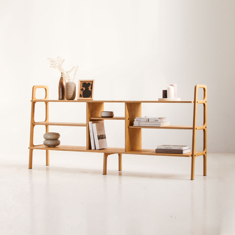 Drewniany regał mid-century Double Mini Plus, widok front, jasny dąb