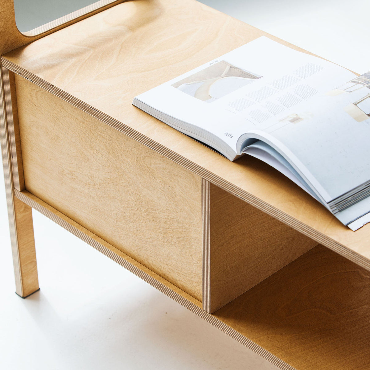     back-of-mid-century-modern-tv-stand-oak