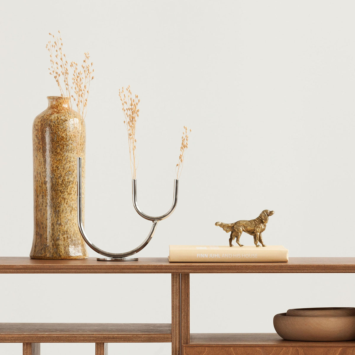 detail-of-walnut-mid-century-modern-sideboard-with-cabinet-and-record-vinyl-cabinet