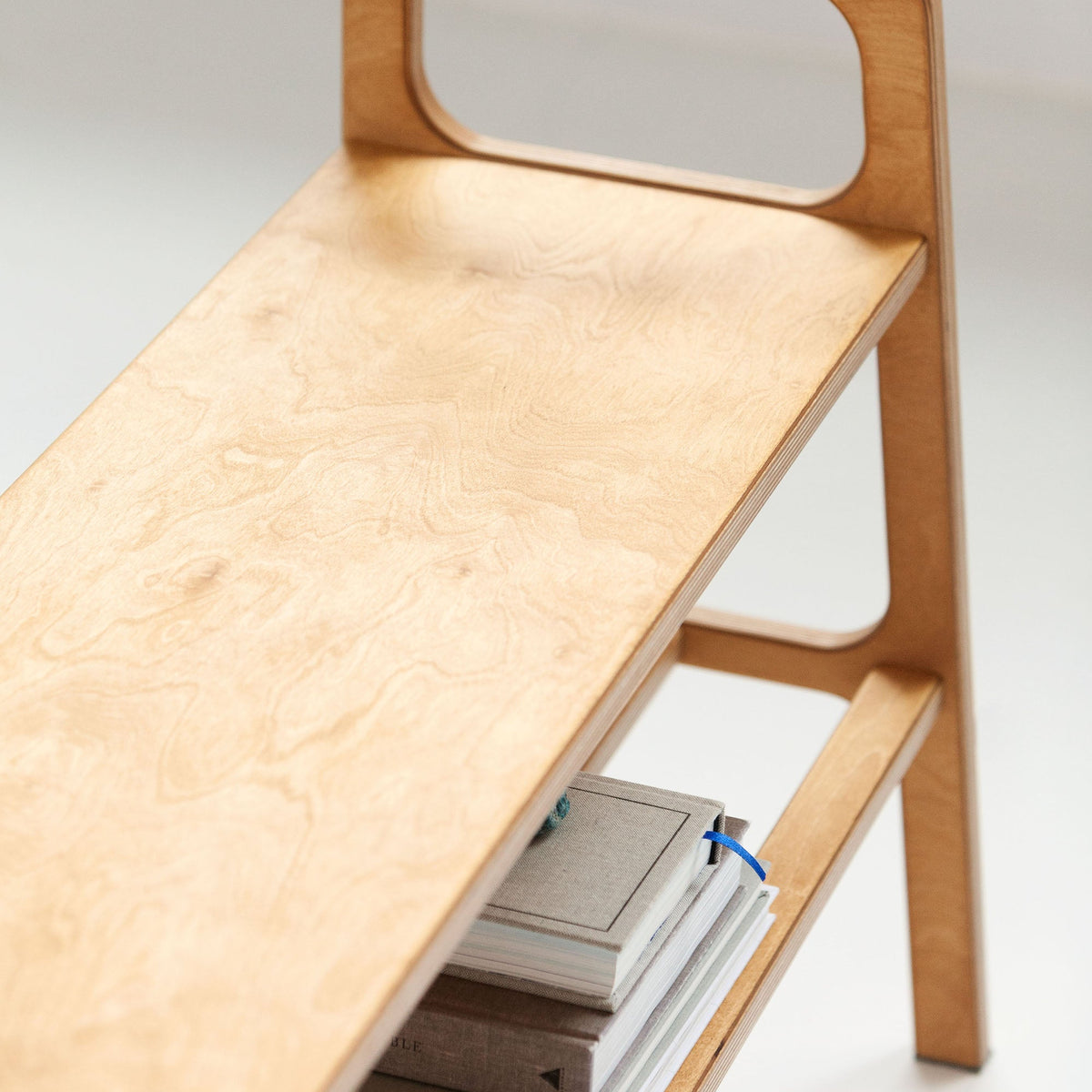 wooden-bench-in-mid-century-modern-style-oak-stain